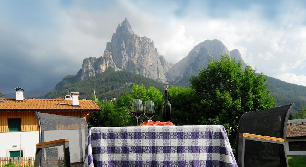 Garni Karlegger Bed & Breakfast Siusi Luaran gambar